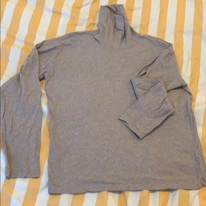 Everlane beige air turtleneck